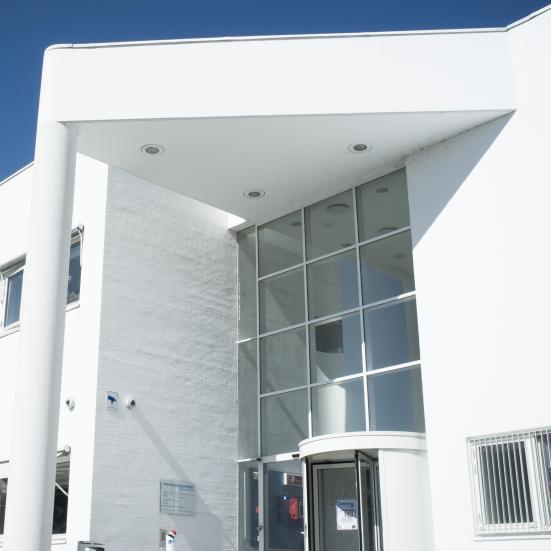 Gentofte Hovedbiblioteks hovedindgang