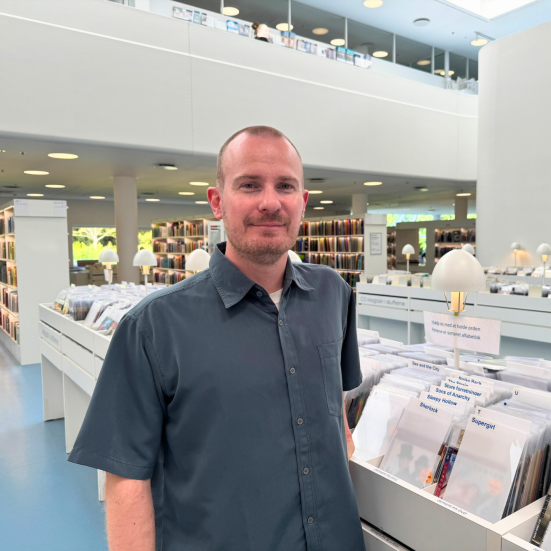 Morten på Gentofte Hovedbibliotek