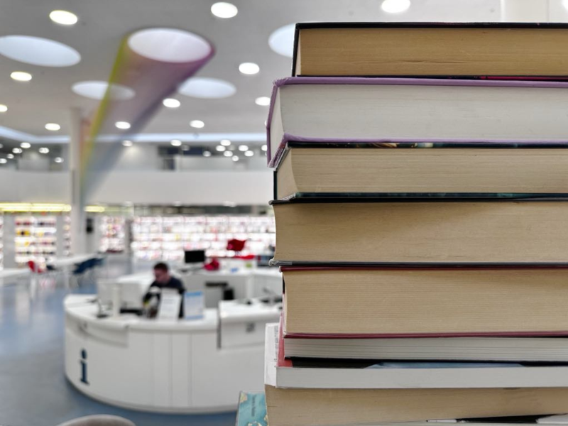 Bogstak på Gentofte Hovedbibliotek