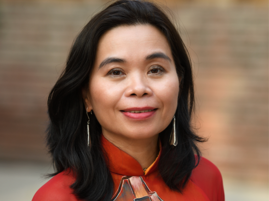 Nguyễn Phan Quế Mai 