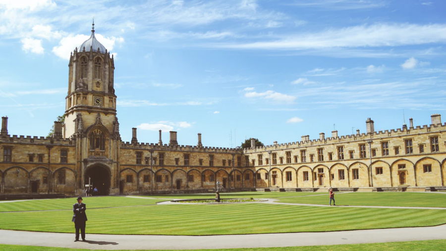 Oxford University i England.